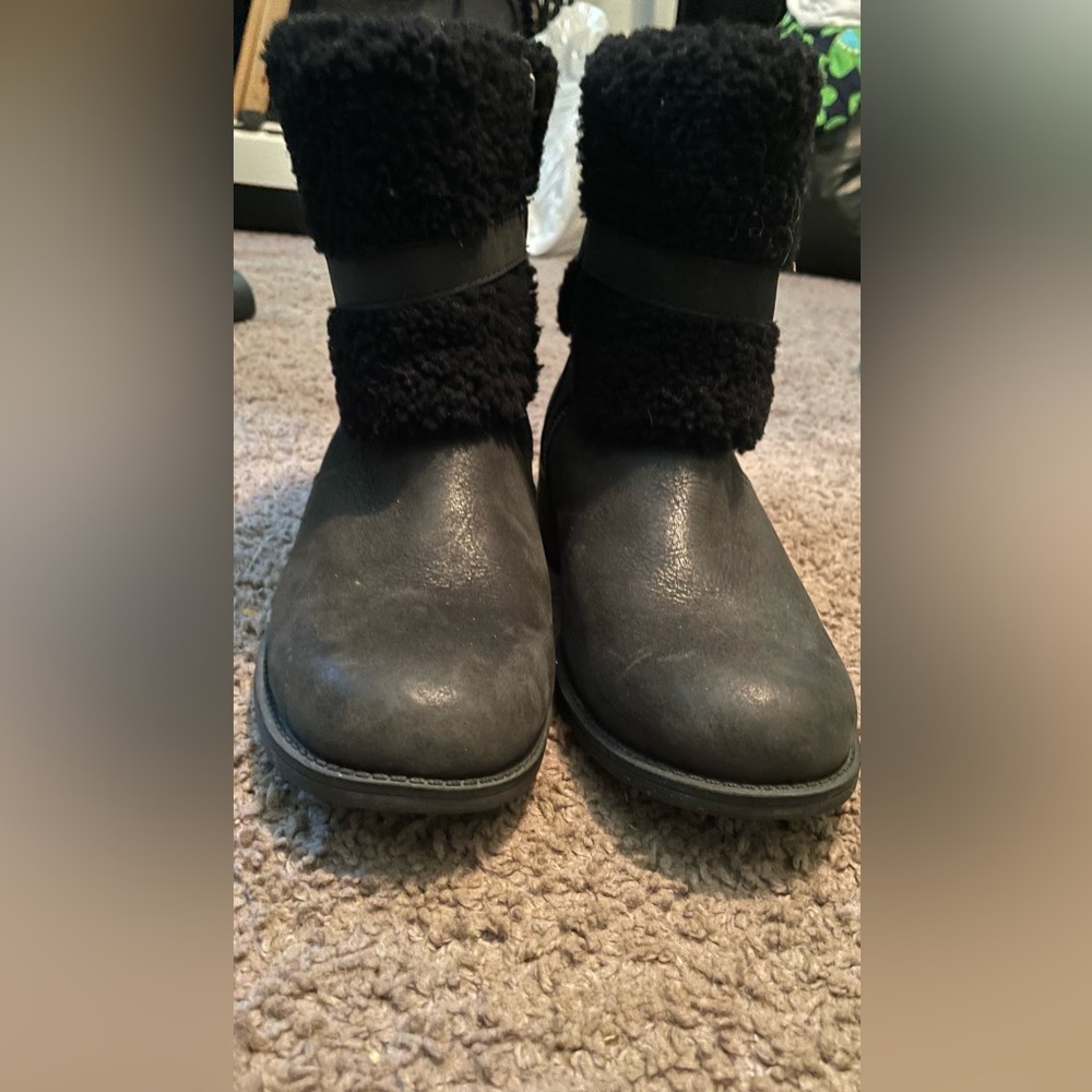 UGG Black Boots with Fuzzy Cuff